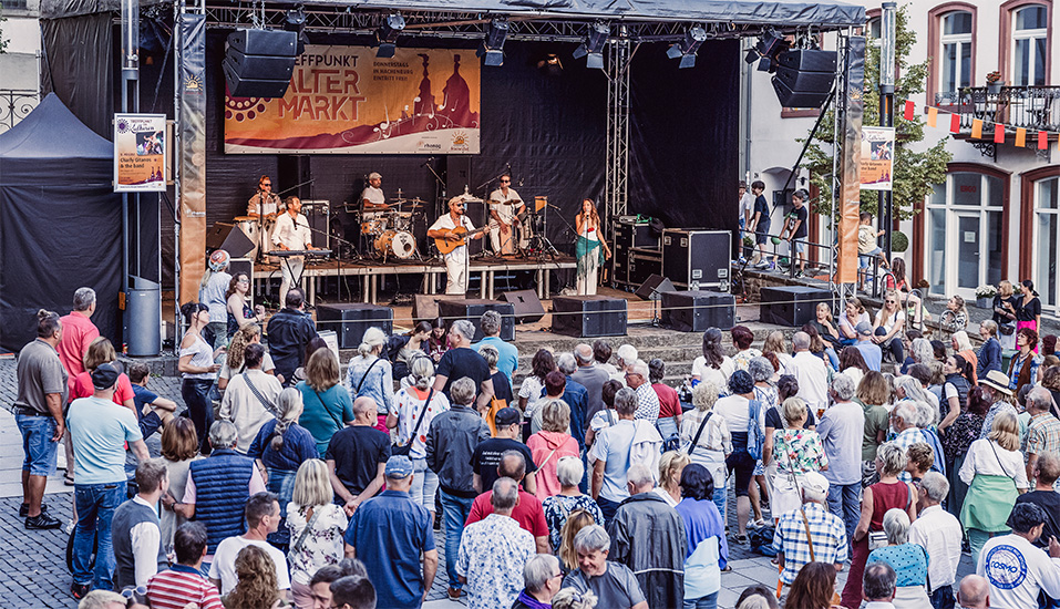 Charly Gitanos Rumba Kings Show live auf einem Stadtfest